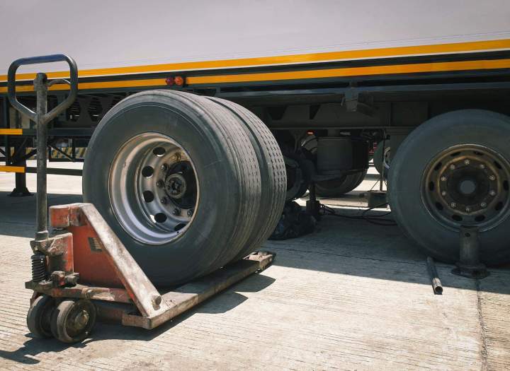 Service maintenance poids lourds Vichy